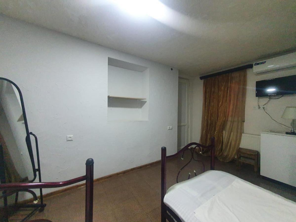 Guest House Zemeli Tbilisi Exterior foto